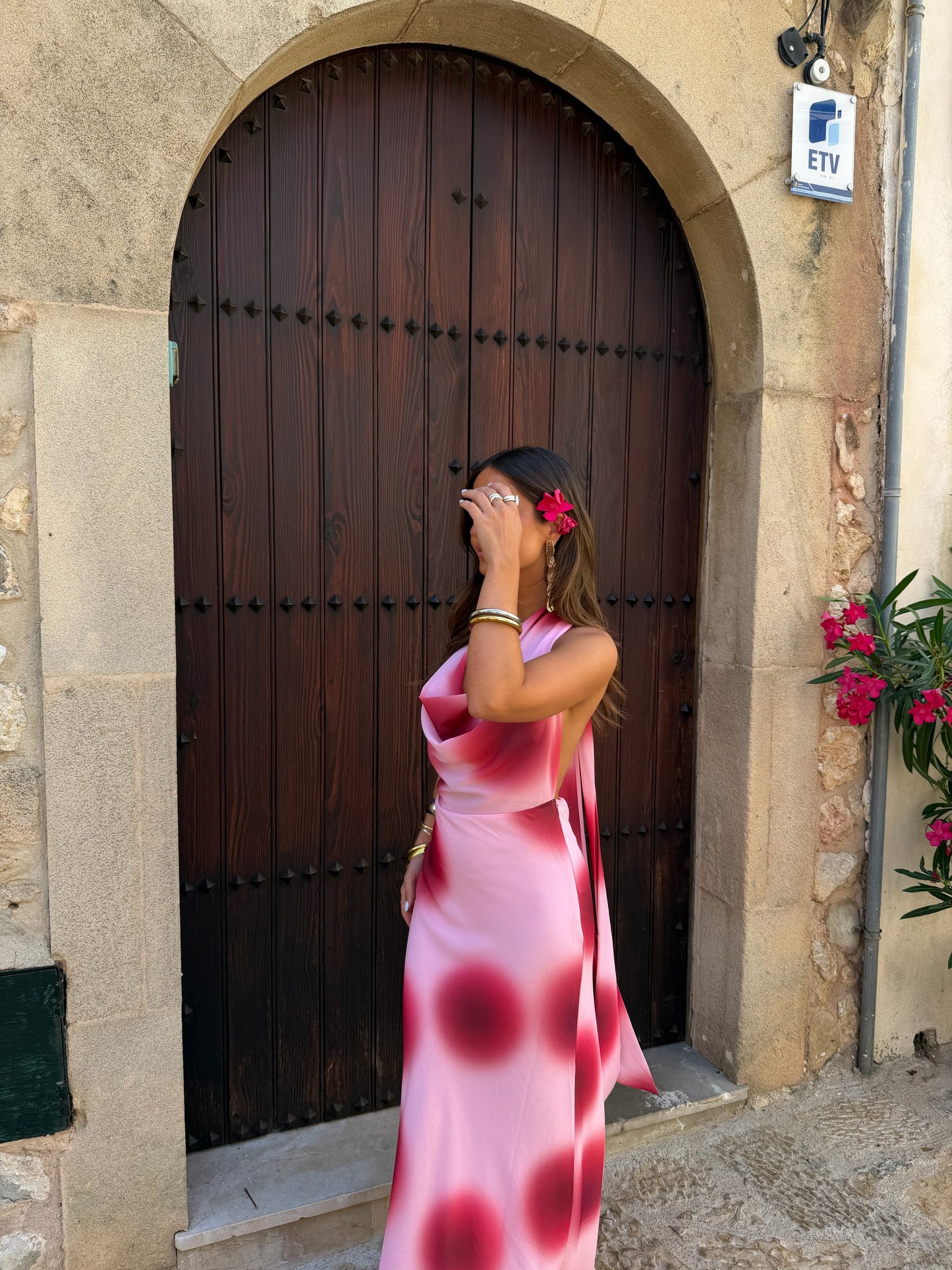 Vestido rosa cereza